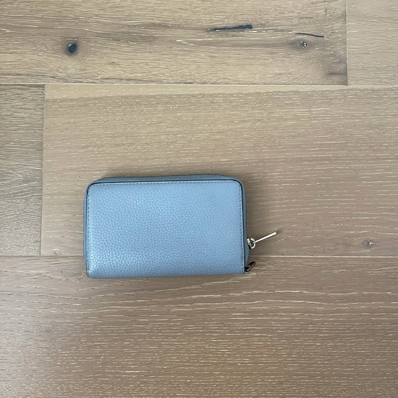 michael kors wallet - Picture 2 of 3